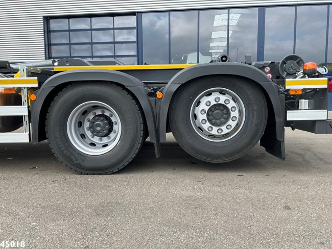 Mercedes-Benz  Actros 2543 HMF 23 Tonmeter laadkraan (10)