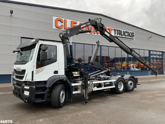 Iveco  Stralis AD260SY Euro 6 MKG 15 Tonmeter laadkraan Just 72.311 km! (0)