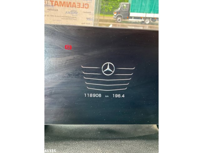 Mercedes-Benz  Arocs 3540 8x4 Euro 6 HMF 19 Tonmeter Z-kraan Just 118.906 Km! (17)