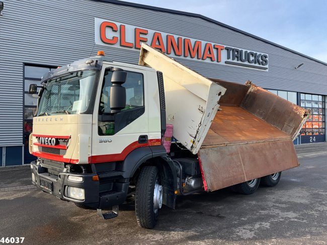 Iveco  Trakker AD260T36 6x4 Kipper 12m³ Manual Full steel suspension (1)