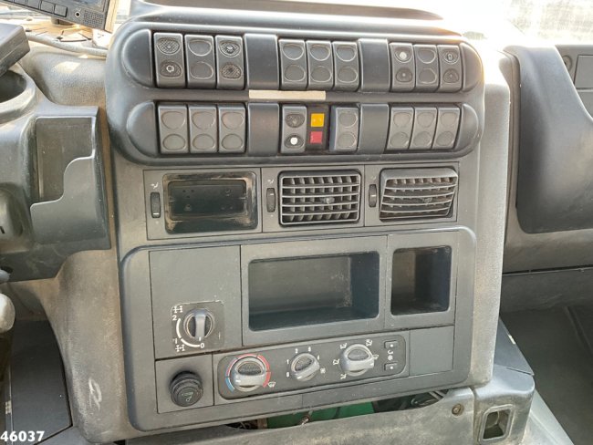 Iveco  Trakker AD260T36 6x4 Kipper 12m³ Manual Full steel suspension (10)