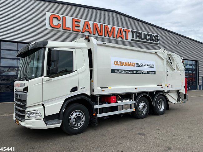 DAF  FAG XD 300 Geesink 20m³ (2)