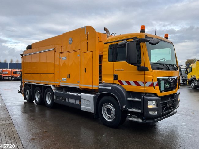 MAN  TGS 35.500 8x4 Euro 6 MTS Saugbagger Just 40.559 km! (4)