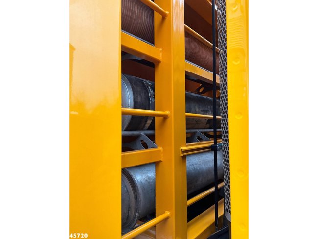 MAN  TGS 35.500 8x4 Euro 6 MTS Saugbagger Just 40.559 km! (8)