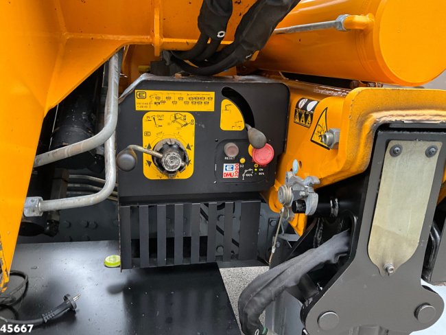 Scania  T 93 4x2 Kipper met 31 Tonmeter laadkraan (bj 2005) + Fly-JIb! Just 118.736 km! (11)