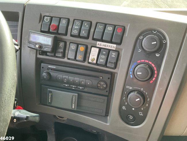 Renault  Kerax 460 8x4 Palfinger 16 Tonmeter laadkraan (13)