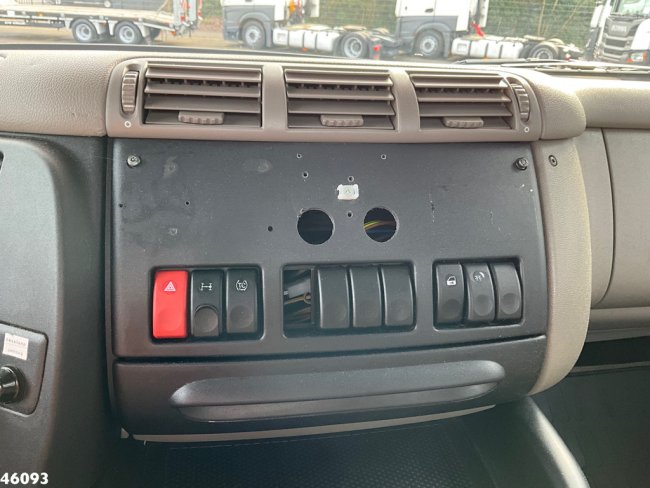 DAF  FAN 75 CF 250 Multilift 17 Ton haakarmsysteem Just 37.815 km! (14)