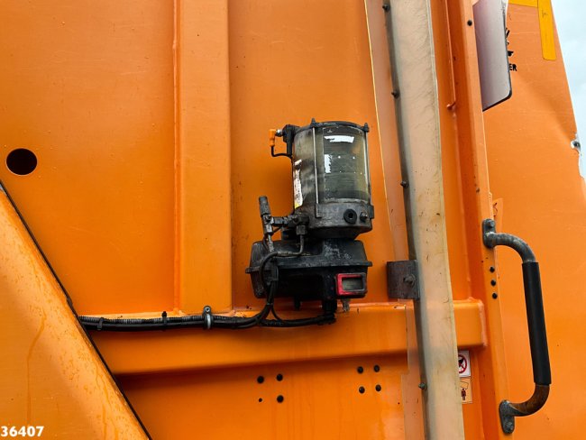 Mercedes-Benz  Antos 2533 Euro 6 Zoeller 22m³ Just 144.337 km! (8)