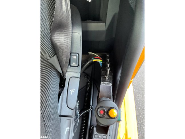 DAF  FAQ XD 450 8x2 Euro 6 HMF 28 Tonmeter laadkraan (21)