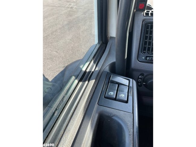 DAF  FA 55 LF 220 HMF 10 Tonmeter laadkraan Just 119.287 km! (14)