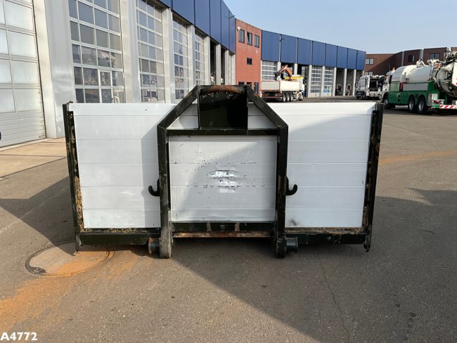 Container 12m³   (9)