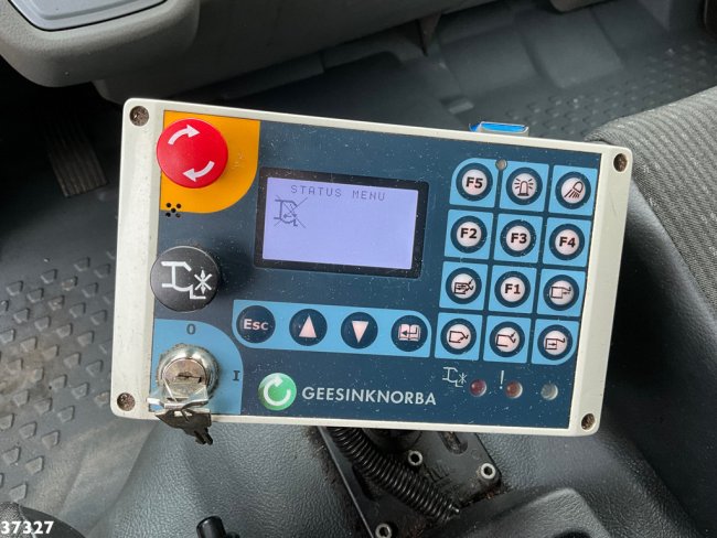 FUSO  Canter 9C18 Euro 6 Geesink 7m³ Just 118.668 km! (15)