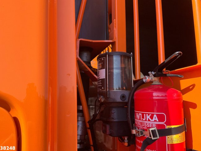 Mercedes-Benz  Antos 2533 Euro 6 Zoeller 23m³ Just 96.979 km! (8)