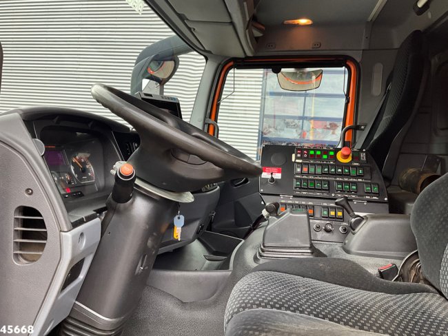 Mercedes-Benz  Axor 1833 4x4 Schörling SORF Schienenreinigungs/Railway sweeper Just 38.680 Km! (26)