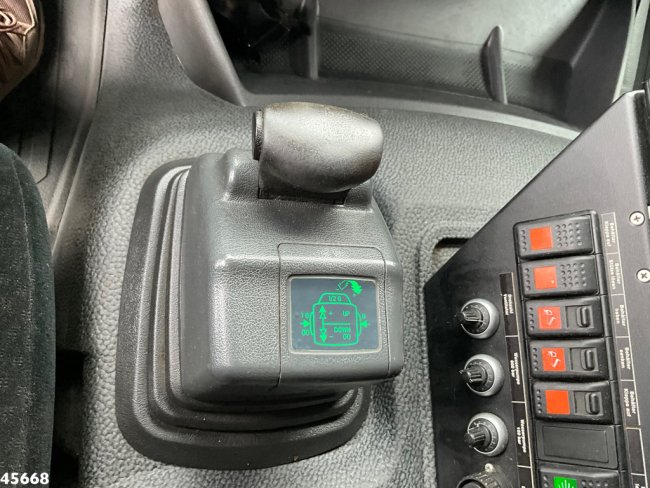 Mercedes-Benz  Axor 1833 4x4 Schörling SORF Schienenreinigungs/Railway sweeper Just 38.680 Km! (30)