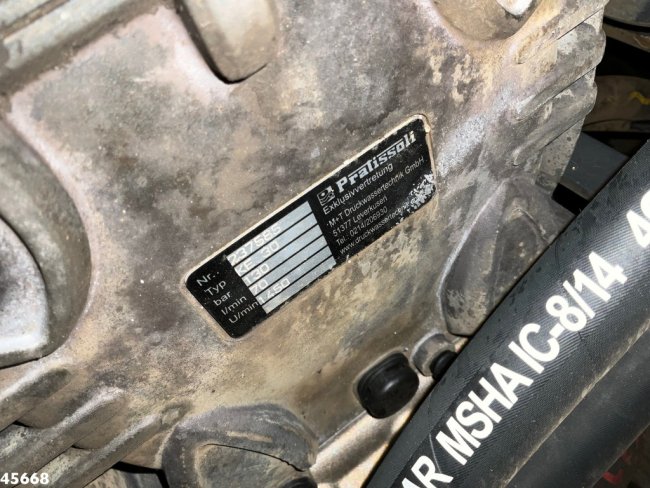 Mercedes-Benz  Axor 1833 4x4 Schörling SORF Schienenreinigungs/Railway sweeper Just 38.680 Km! (37)