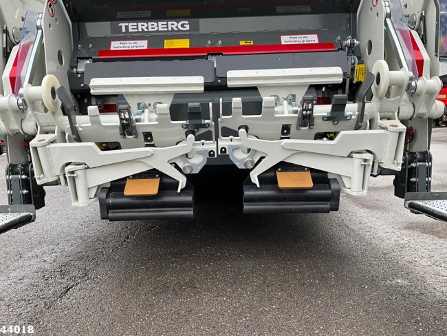 DAF  FAG XD 300 Terberg Olympus 17m³ (5)