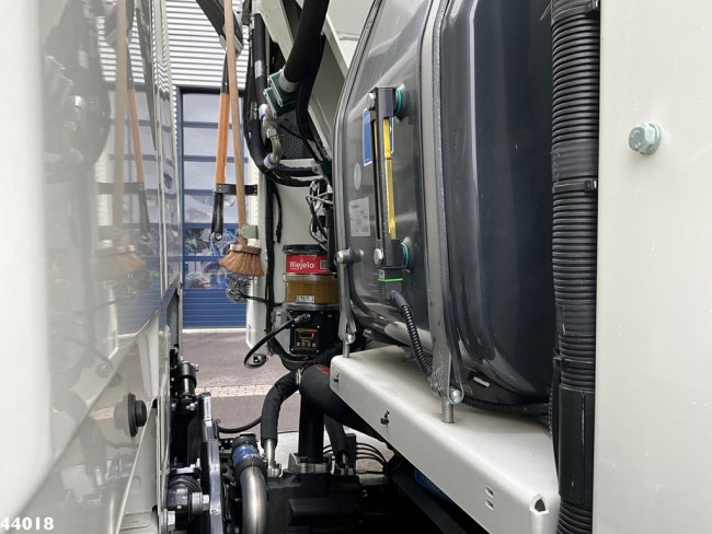 DAF  FAG XD 300 Terberg Olympus 17m³ (6)