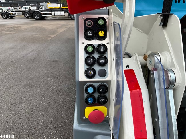 DAF  FAG XD 300 Terberg Olympus 17m³ (7)