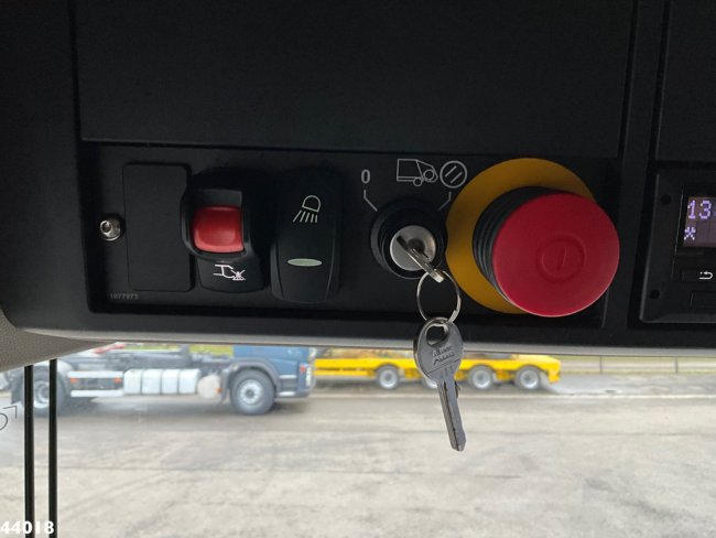 DAF  FAG XD 300 Terberg Olympus 17m³ (17)