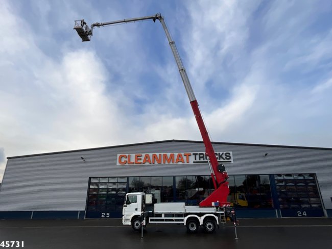 MAN  TGM 26.320 Euro 6 Bocker hoogwerker met Jib 46 meter Just 33.833 km! (1)