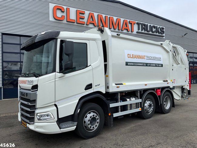 DAF  FAG XD 300 Geesink 17m³ (1)