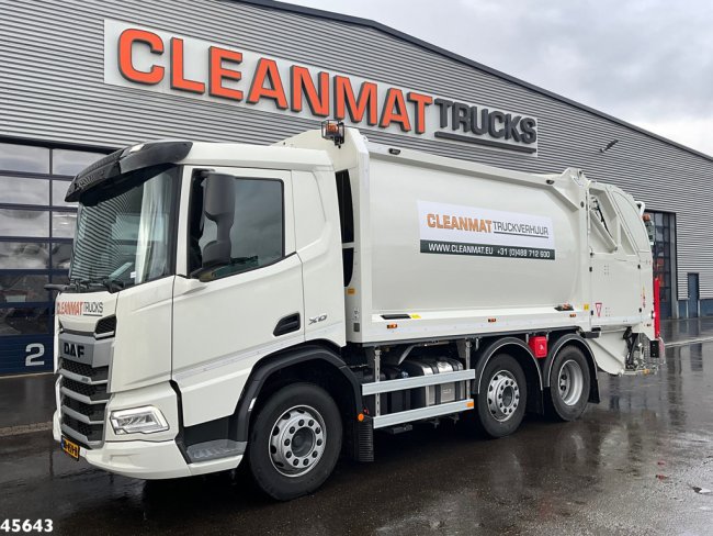 DAF  FAG XD 300 Geesink 17m³ (1)