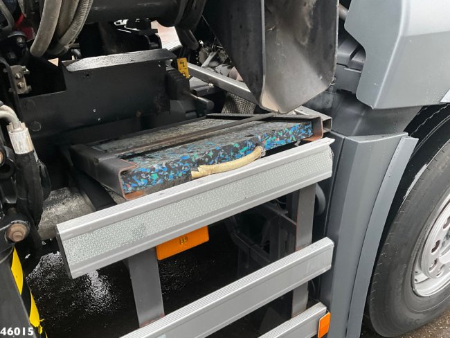 Mercedes-Benz  ANTOS 1827 Euro 6 Hiab 14 Tonmeter laadkraan (14)