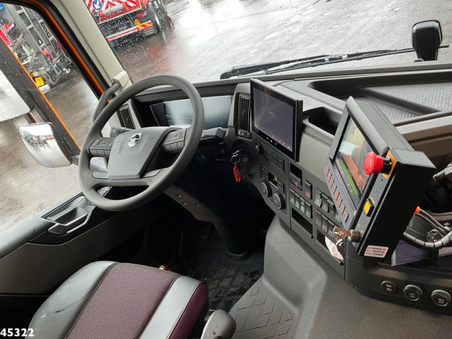 Volvo  FM 330 Euro 6 Geesink 20m³ (11)