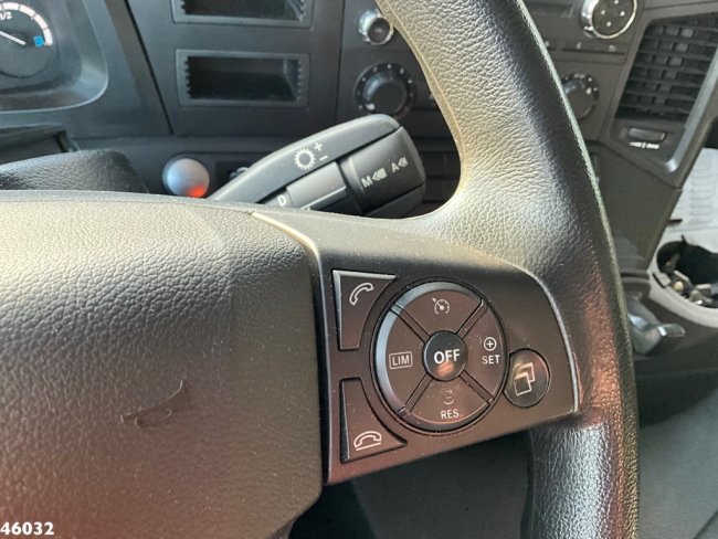 Mercedes-Benz  Arocs 2636 6x4 Euro 6 Hiab Banden Manipulator Montagesysteem Just 23.978 km! (32)