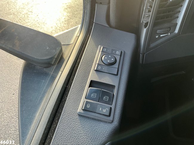 Mercedes-Benz  Arocs 2636 6x4 Euro 6 Hiab Banden Manipulator Montagesysteem Just 23.978 km! (33)