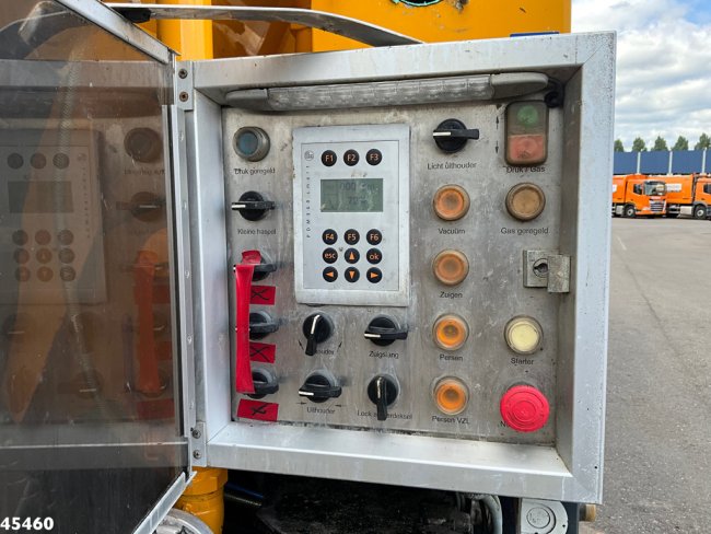 Volvo  FMX 420 6x4 Wiedemann 12m³ Combi kolkenzuiger (18)