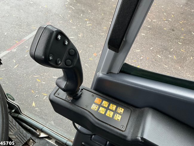 Bucher  Citycat 2020 with 3-rd brush (9)