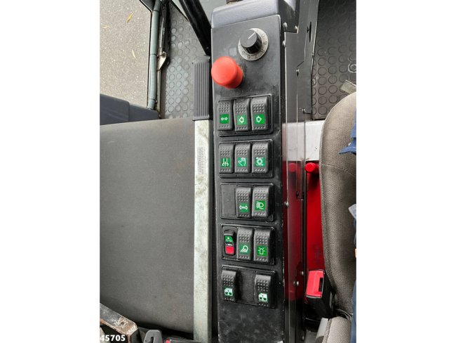 Bucher  Citycat 2020 with 3-rd brush (10)