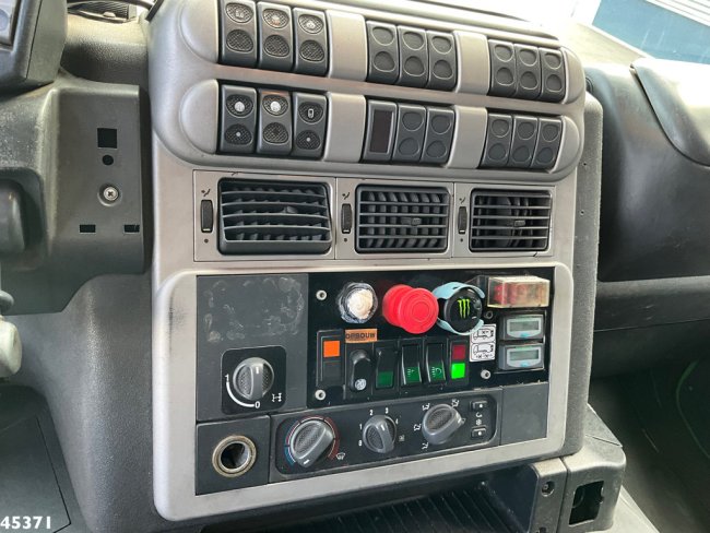 Iveco  Stralis AD 260 CNG VDK Just 190.206 km! (13)