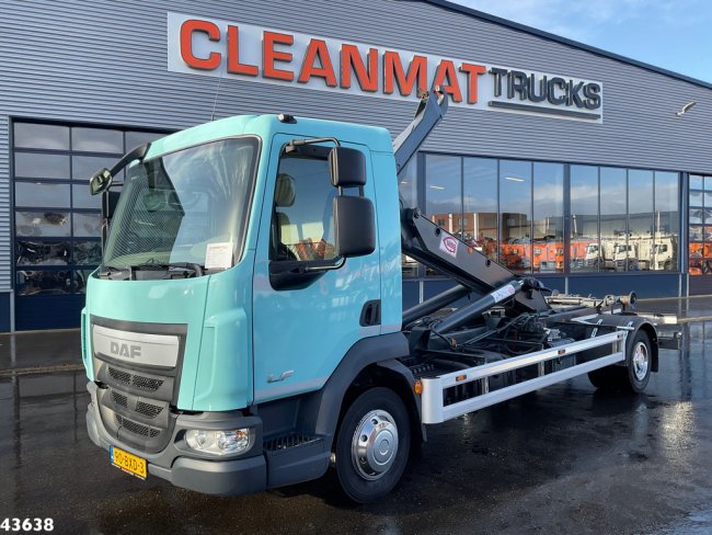DAF  LF 180 Euro 6 14 Ton haakarmsysteem Just 117.371 km! (0)
