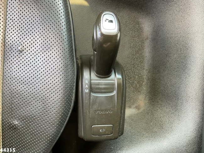 Volvo  FMX 540 8x4 Euro 6 Hiab 28 Tonmeter laadkraan (13)