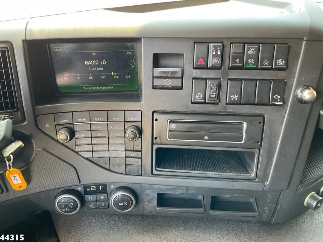 Volvo  FMX 540 8x4 Euro 6 Hiab 28 Tonmeter laadkraan (15)