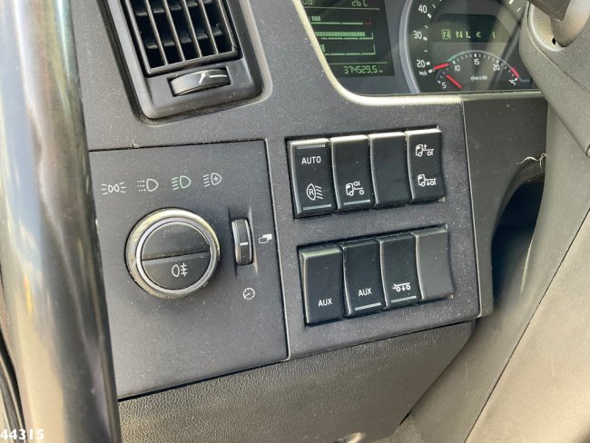 Volvo  FMX 540 8x4 Euro 6 Hiab 28 Tonmeter laadkraan (16)