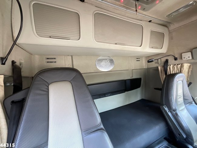 Volvo  FMX 540 8x4 Euro 6 Hiab 28 Tonmeter laadkraan (18)