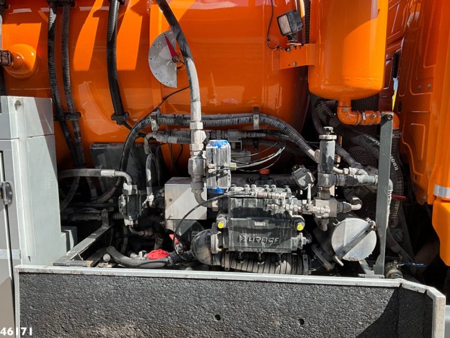 Mercedes-Benz  Actros 2546 Euro 6 Kroll Combi kolkenzuiger (12)