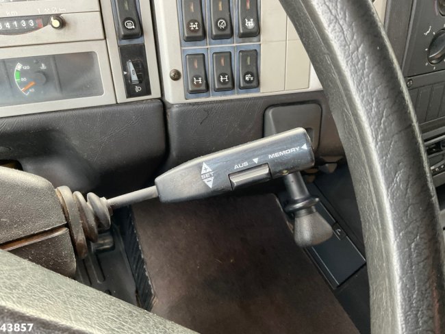 MAN  F2000 6x6 Full Steel Manual Palfinger 68 Tonmeter Dachdecker kran Just 54.133 km! (20)