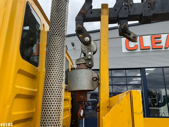 MAN  TGM 13.290 4x4 Hiab 9 Tonmeter laadkraan Just 222.472 km! (9)