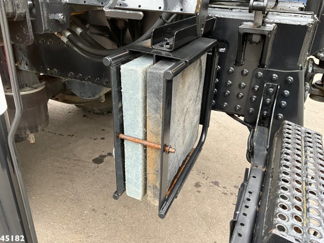 MAN  TGM 13.290 4x4 Hiab 9 Tonmeter laadkraan Just 222.472 km! (10)