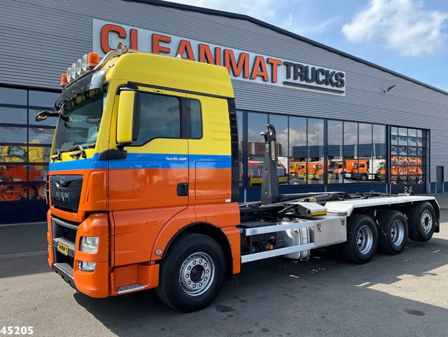 MAN  TGX 35.440 Euro 6 8x4 26 Ton haakarmsysteem (1)