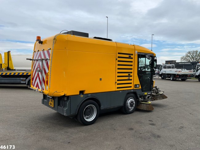 Ravo  540 with 3-rd brush (4)