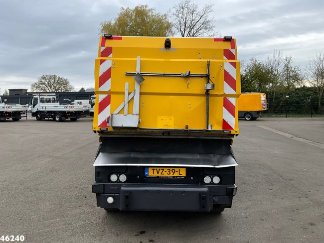 Bucher  CITYCAT 5006 XL Euro 6 with 3-rd brush (5)