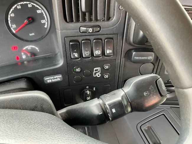 Scania  P 320 HMF 12 Tonmeter Z-kraan + Kipper 11m³ (15)