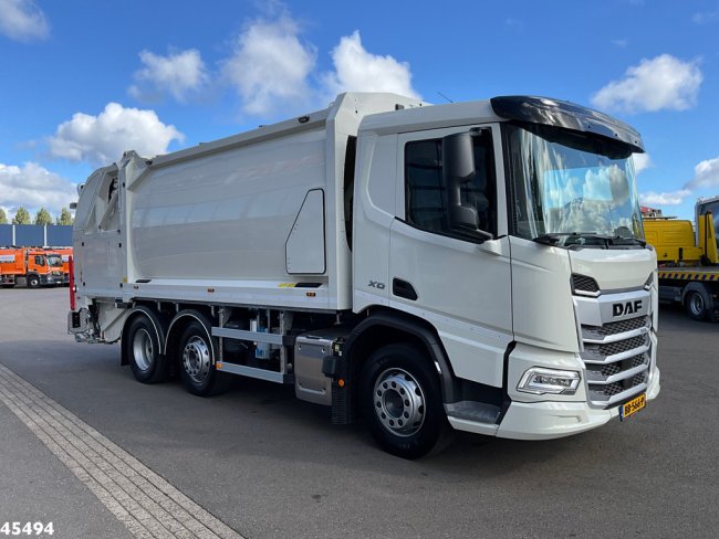 DAF  FAG XD 300 Geesink 20m³ (2)