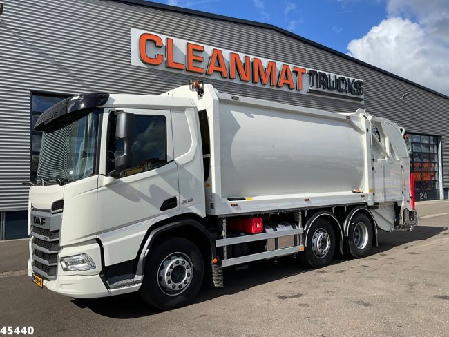 DAF  FAG XD 300 Geesink 20m³ (1)